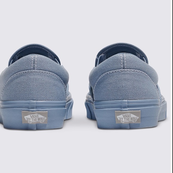 Van’s Men’s Classic Slip-On
Pastel Mono Dusty Blue
VN000CT5DSB
Sneakers - Picture 12 of 16